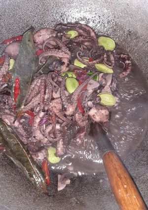Foto resep Oseng Baby Gurita Petai Pedas