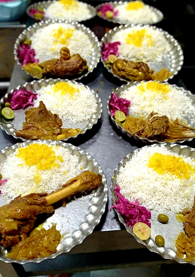 عکسی از دستور چلو گوشت رستوران