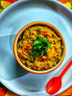 குதிரைவாலி பிசிபேளாபாத் (Kuthirai vaali bisibelabath Recipe in Tamil) செய்முறை முக்கிய புகைப்படம்