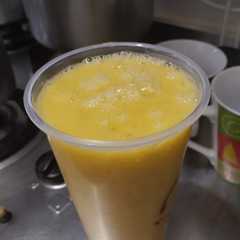 Licuado de mango🥭y manzana🍏verde🧃🥤🍹-レシピのメイン写真