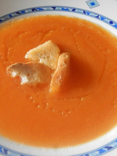 Una foto de Crema de zanahoria y calabacín