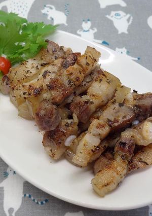 香草滋滋豬 ★香料烤三層 ^(00)^ 的食譜成品照片