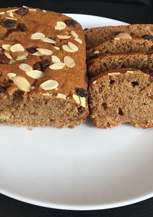 A picture of Eggless banana oats cake.