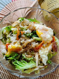 生菜荷包蛋鵝油拌飯 的食譜成品照片