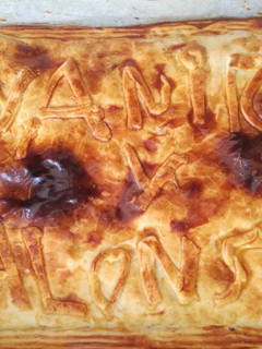 Una foto de Empanada de pollo y bacon