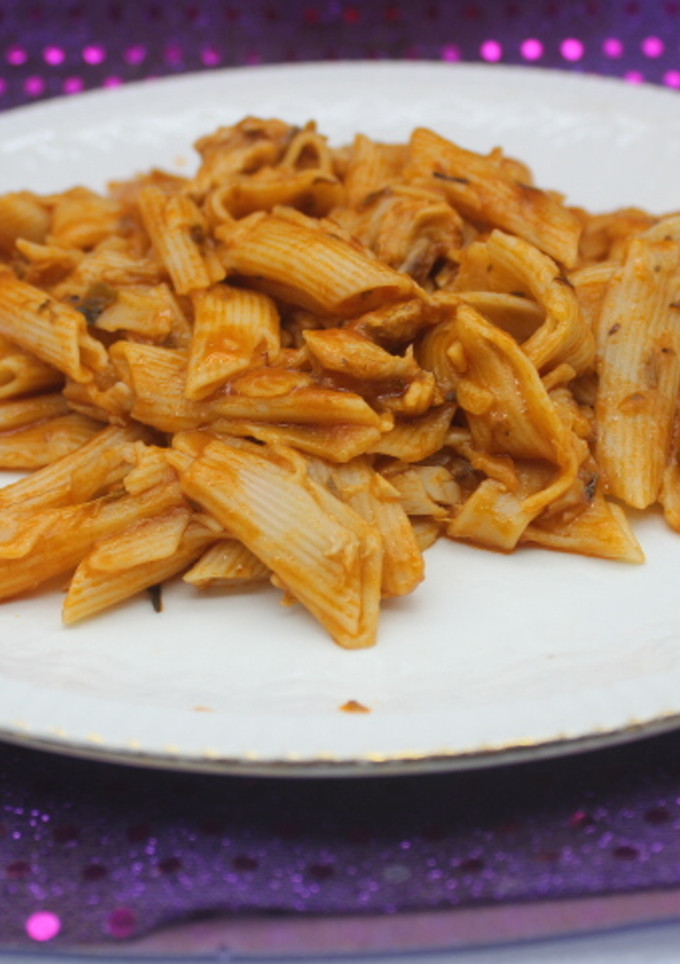 Una foto de Macarrones con atún