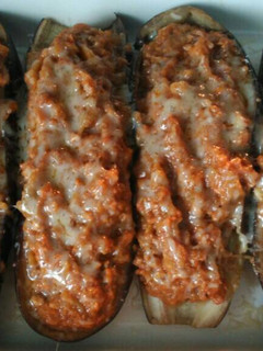 Una foto de Berenjenas rellenas de carne - Thermomix. Apto para diabéticos