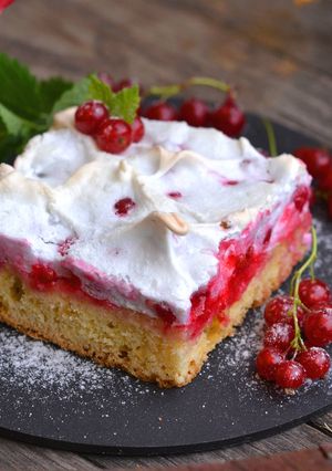 Ribizlis-habcsókos pite recept fotója