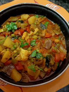 मिक्स वेज (mix veg recipe in Hindi) रेसिपी मुख्य फोटो