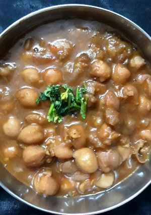 A picture of White Channa.