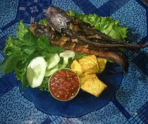 Mudahnya Membuat Pecel lele Gurih Mantul