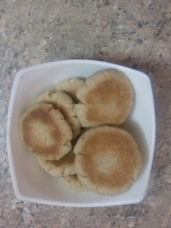 கோதுமை நெய் ரொட்டி /(wheat ghee biscuit) (Kothumai nei rotti recipe in tamil) செய்முறை முக்கிய புகைப்படம்