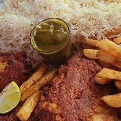 Spicy Fried Fish Platter with chutney A picture of Spicy Fried Fish Platter with chutney.