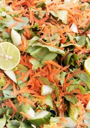 A picture of Simple salad.