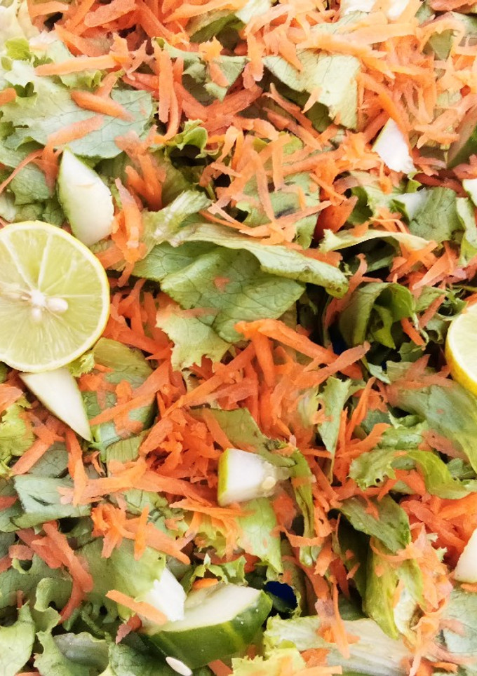 A picture of Simple salad.