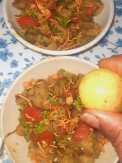 आलू चाट(aloo chaat recipe in hindi) रेसिपी मुख्य फोटो