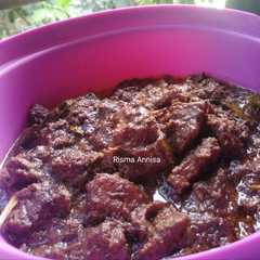 A picture of Rendang Padang.