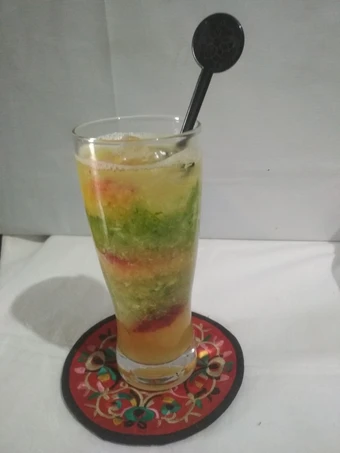 Cara Gampang Membikin Resep Es Rujak Kulit Semangka yang  Bikin Ketagihan Anti Ribet, Sempurna