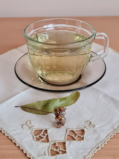 Una foto de Infusión de tilo 🍵 😴