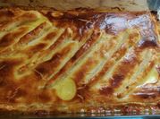 Una foto de pastel de carne receta de restos