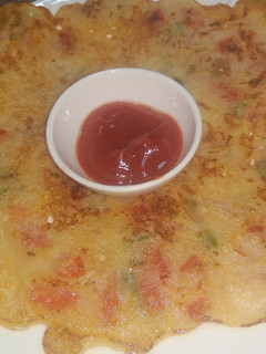 A picture of Bread uttapam.