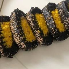 A picture of Oreo Biscuit Roll Delight.