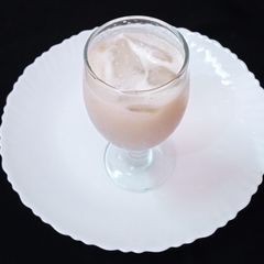 Apricot Milk shake A picture of Apricot Milk shake.