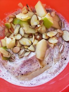 Una foto de Yogurt con frutas