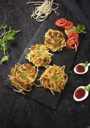 A picture of Noodles cutlets.