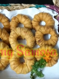 ரிங் சமோசா (Ring samosa recipe in tamil) செய்முறை முக்கிய புகைப்படம்