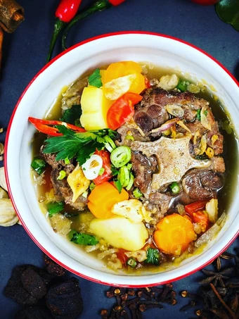 Cara Mudah Menyiapkan Resep Oxtail soup Anti Ribet, Mantap