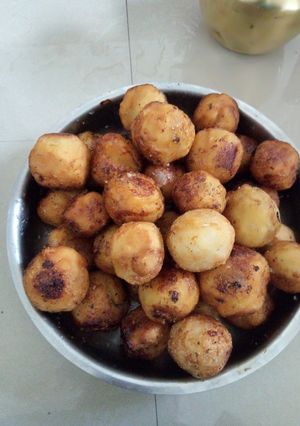 A picture of Modak.