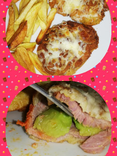 Una foto de Lomo de cerdo relleno de aguacate con queso