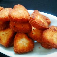 Hingair (rice flour and coconut nuggets) A picture of Hingair (rice flour and coconut nuggets).