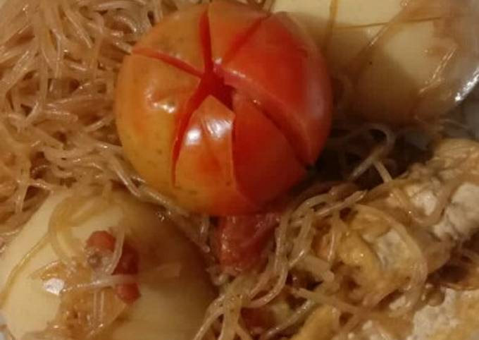 Resep Tumis tahu telor bihun ala mamaku.. Resep Tumis tahu telor bihun ala mamaku..