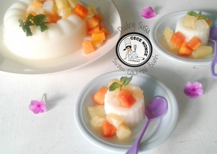 Puding Susu Siram Coktail Buah