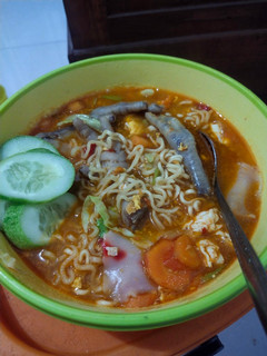 Foto resep Seblak mie ala momciya