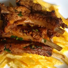 Fried pork ribs A picture of Fried pork ribs.