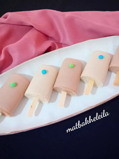 عکسی از دستور بستنی موز پسته😋