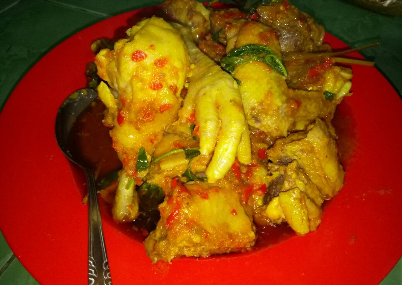 Ayam rica-rica kemangi