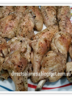 Una foto de Alitas de pollo "light"
