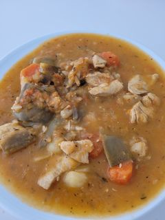 Una foto de Guiso de pollo con patatas y alcachofas con Thermomix