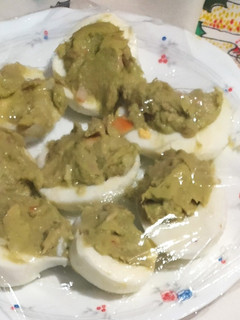 Una foto de Huevos Rellenos de Aguacate