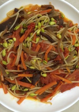 Foto resep Tumis taoge & tomat,menu sederhana