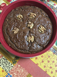 Una foto de Pastel de nueces y plátano