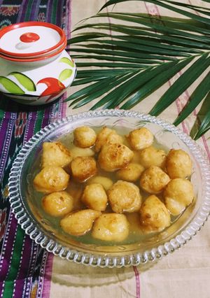 A picture of Bengali Rosh Bora / Sweet Lentil Dumplings.