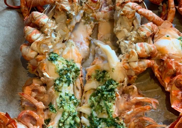 Easiest Way to Prepare Speedy Butter &amp; Garlic Lobster 🦞