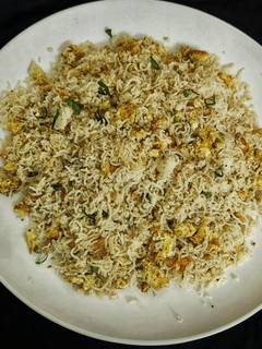 முட்டை மிளகு சேவை(muttai milagu sevai recipe in tamil) செய்முறை முக்கிய புகைப்படம்