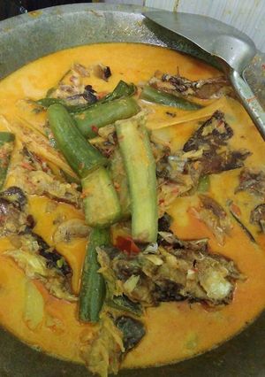 Foto resep Ikan Salai Baung oncah Terong ijo