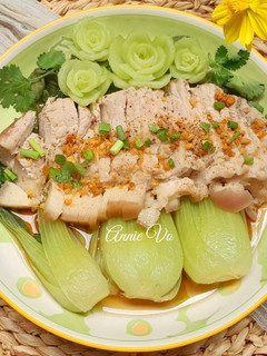 Hình của món Thịt vai hấp cải thìa.